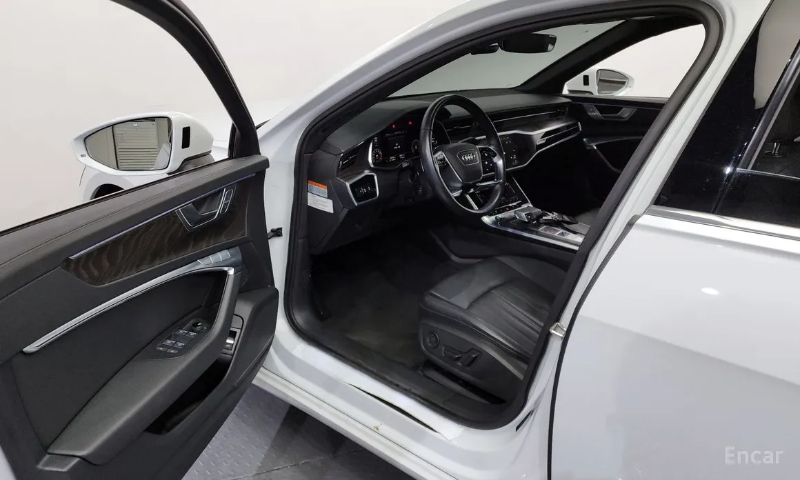 Фото 10 - Audi A6