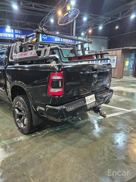 Фото 16 - Dodge Ram Pickup