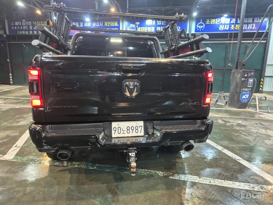 Фото 4 - Dodge Ram Pickup