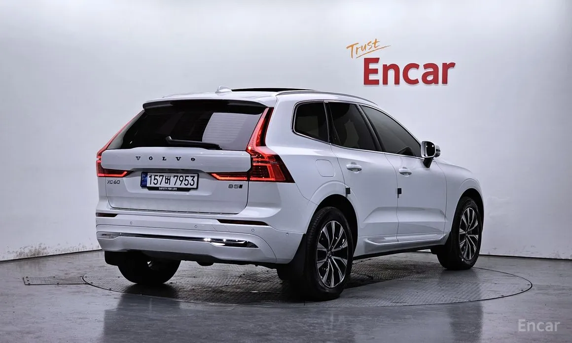Фото 2 - Volvo XC60