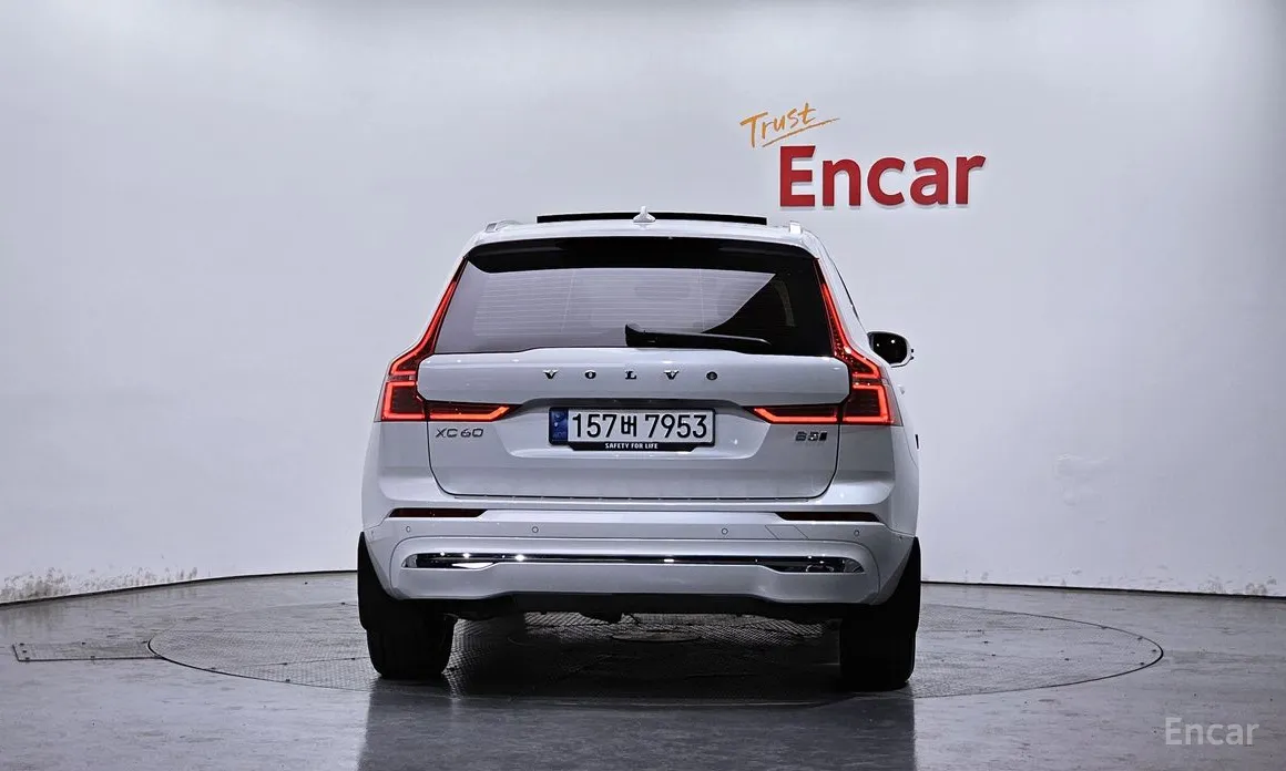 Фото 4 - Volvo XC60