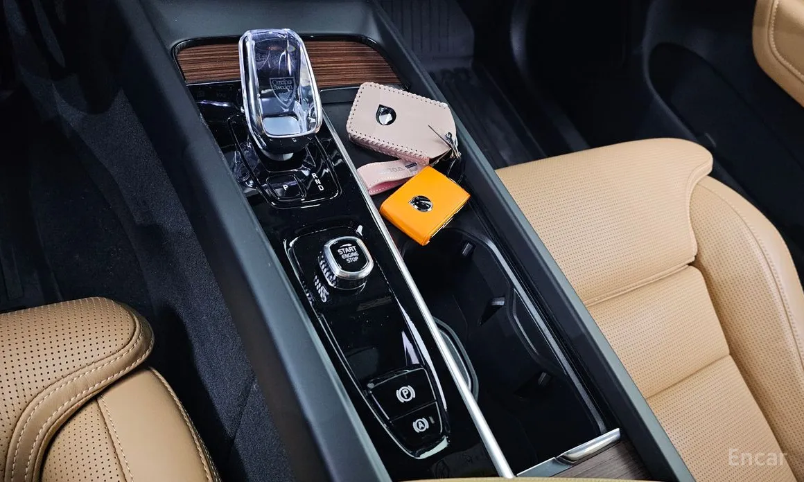 Фото 9 - Volvo XC60