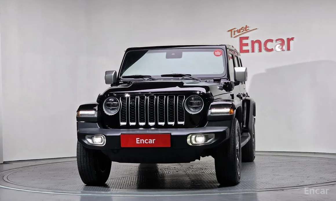 Фото 3 - Jeep Wrangler