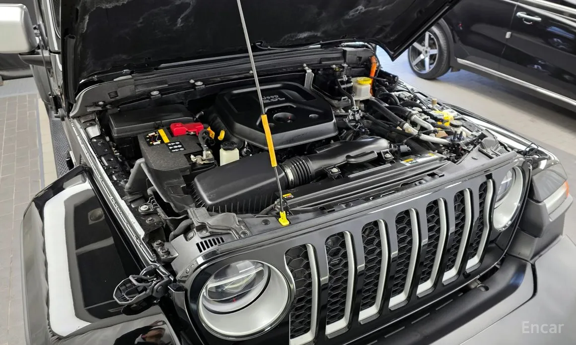 Фото 6 - Jeep Wrangler