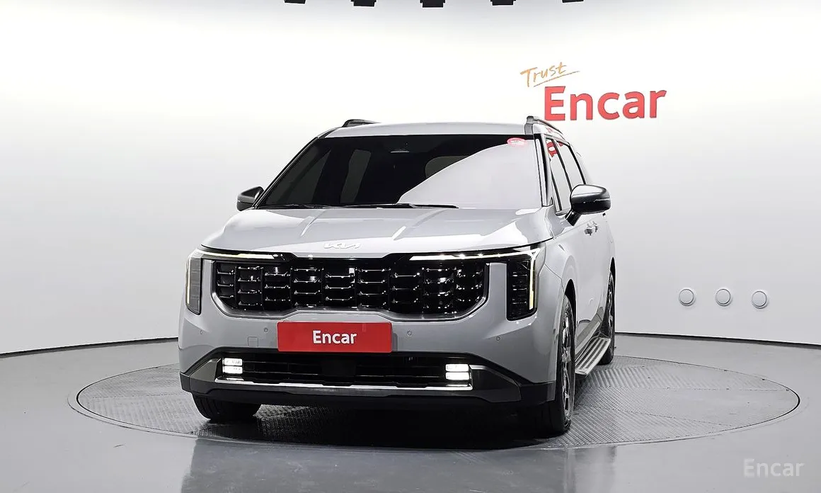 Фото 3 - Kia Carnival