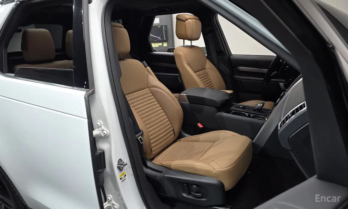 Фото 10 - Land Rover Discovery