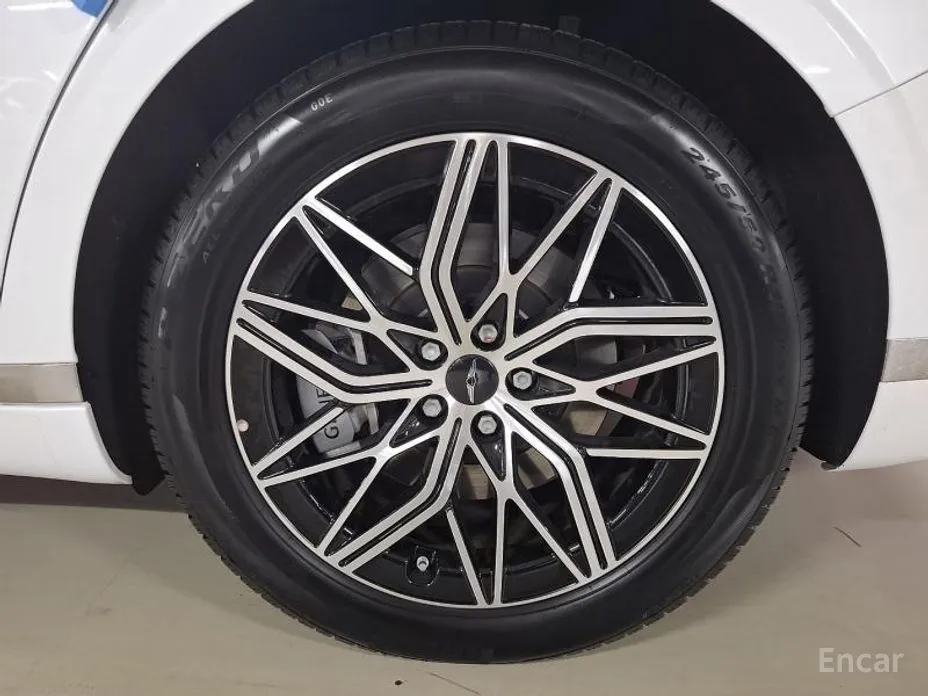 Фото 19 - Genesis G90