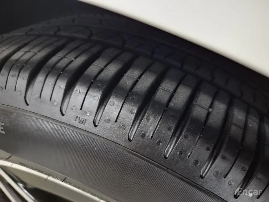 Фото 20 - Genesis G90