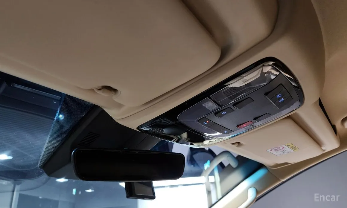 Фото 17 - Hyundai Staria