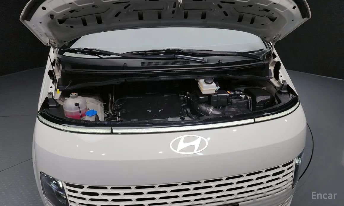 Фото 6 - Hyundai Staria