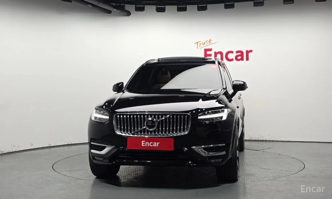 Фото 3 - Volvo XC90