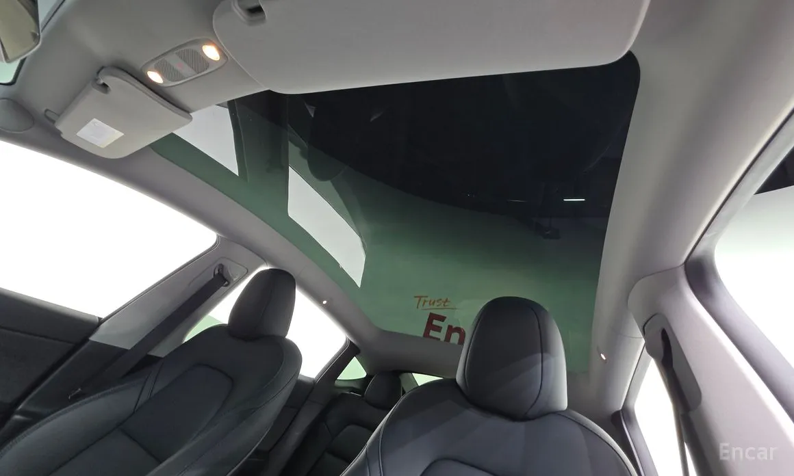 Фото 18 - Tesla Model Y