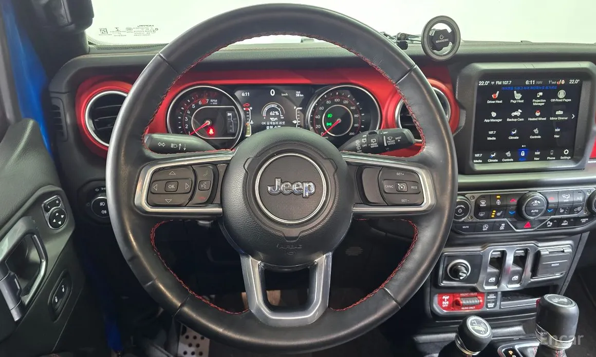 Фото 13 - Jeep Wrangler