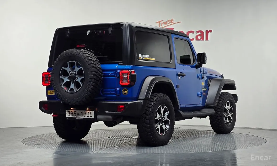 Фото 2 - Jeep Wrangler