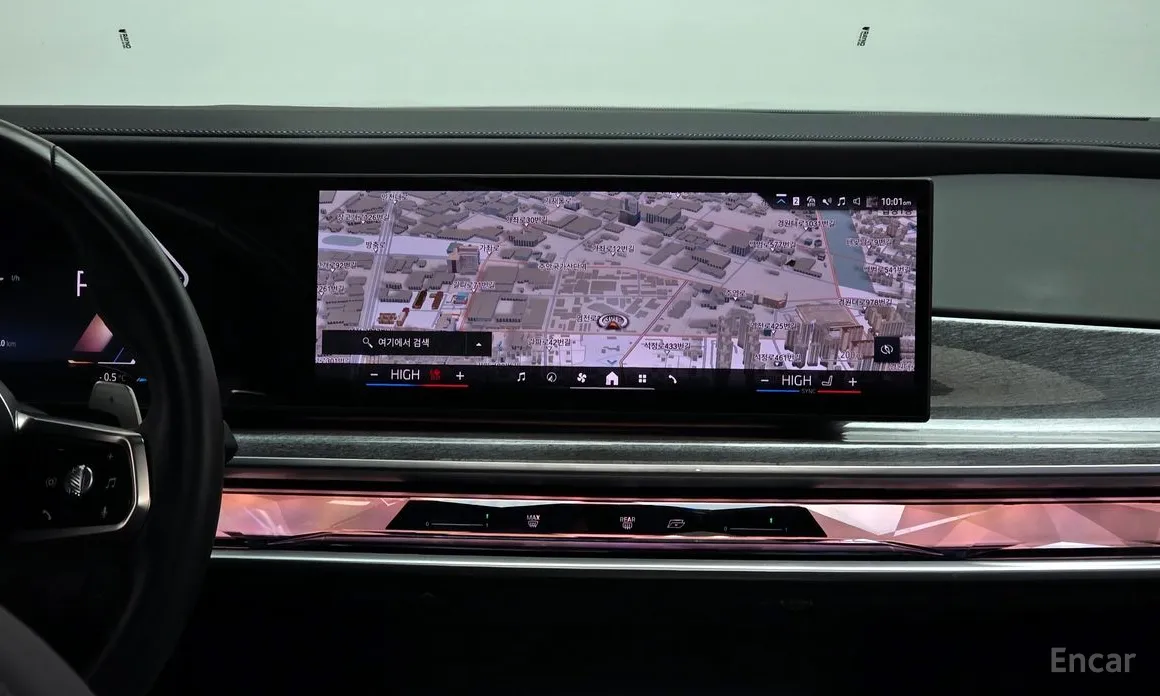 Фото 14 - BMW 7 Series