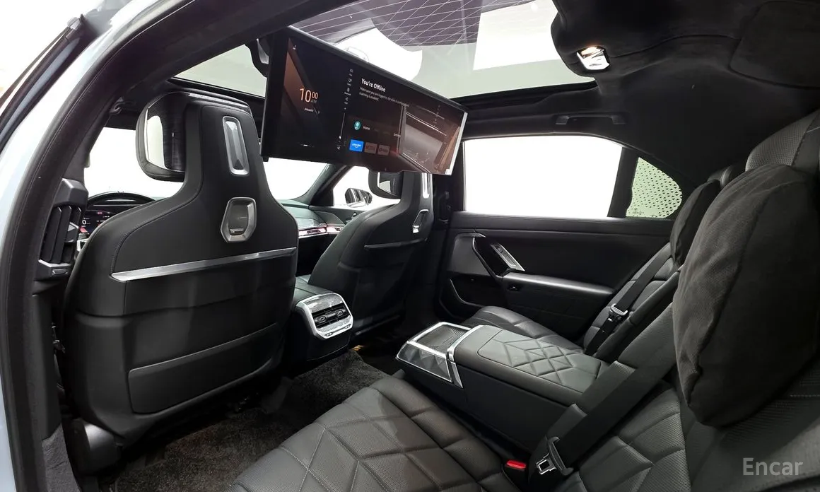 Фото 19 - BMW 7 Series