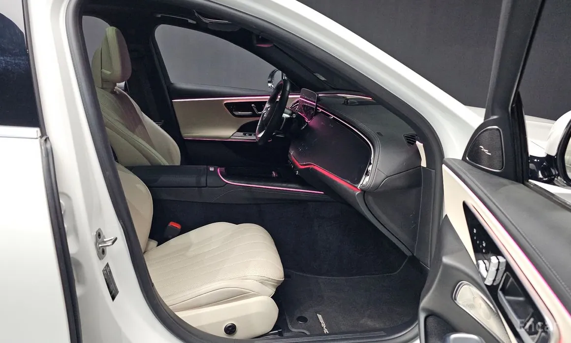 Фото 11 - Mercedes-Benz E-Class