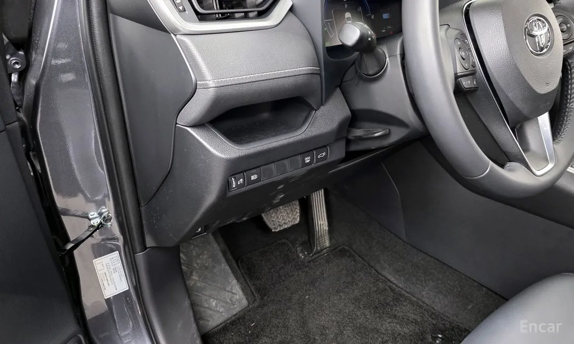 Фото 17 - Toyota RAV4