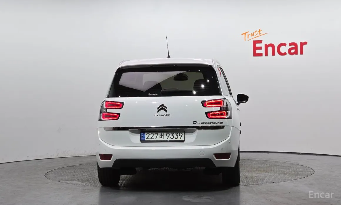 Фото 4 - Citroen C4 SpaceTourer