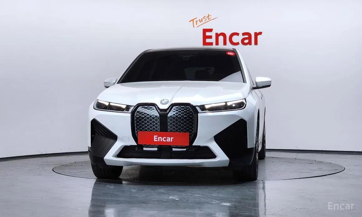 Фото 3 - BMW iX
