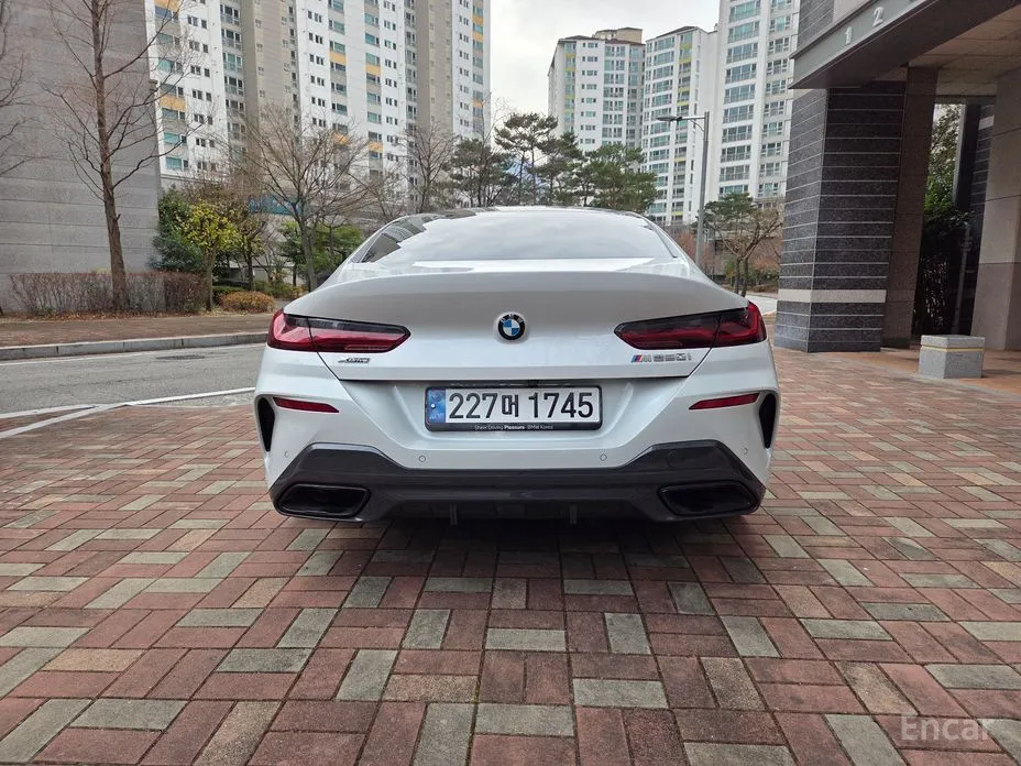Фото 5 - BMW 8 Series