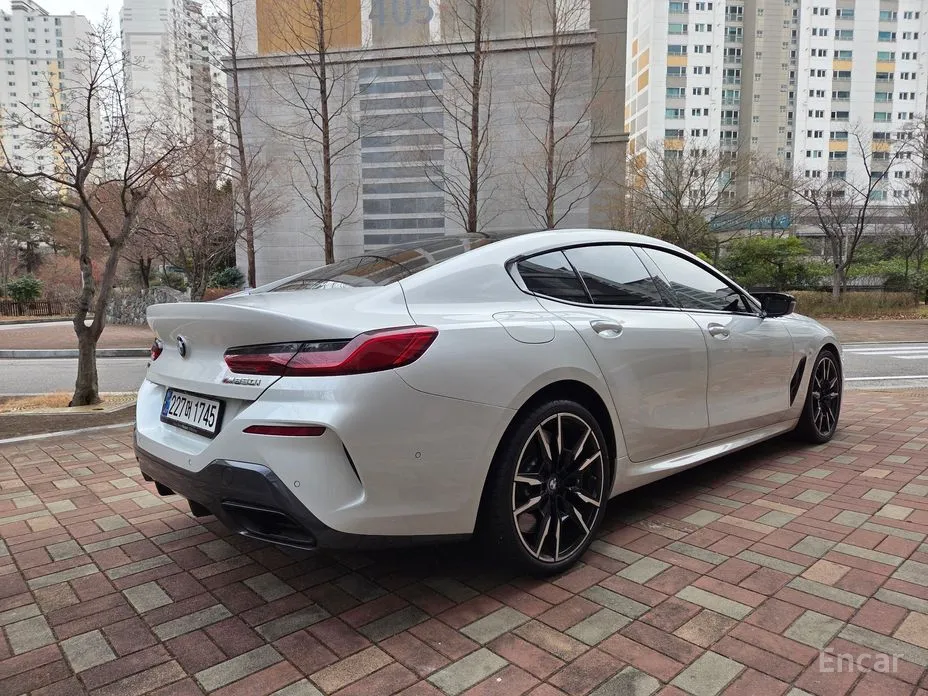 Фото 6 - BMW 8 Series