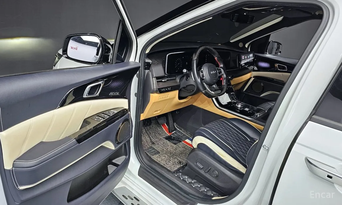 Фото 11 - Kia Carnival