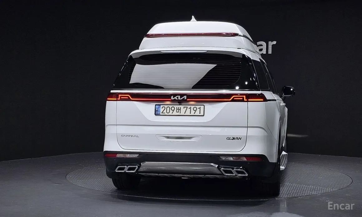 Фото 4 - Kia Carnival