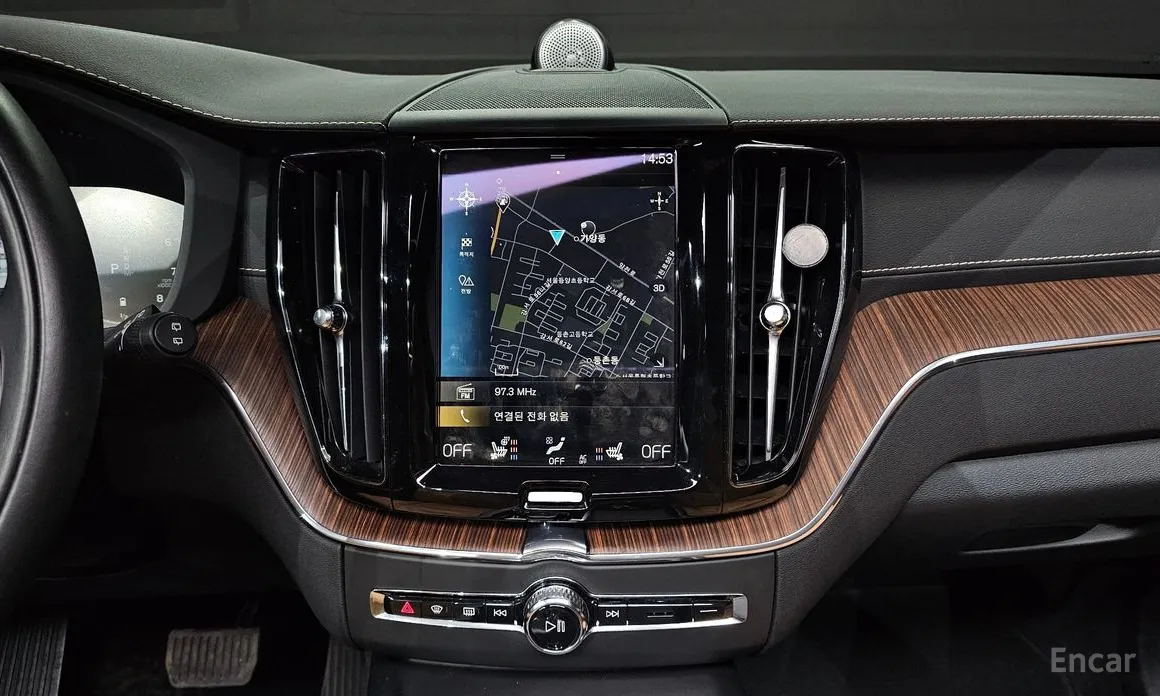 Фото 14 - Volvo XC60