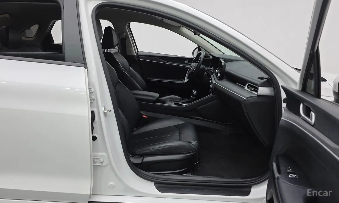 Фото 11 - Kia K5