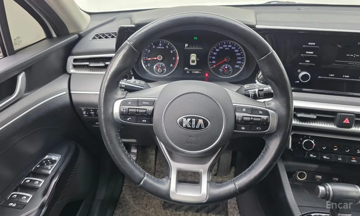 Фото 13 - Kia K5