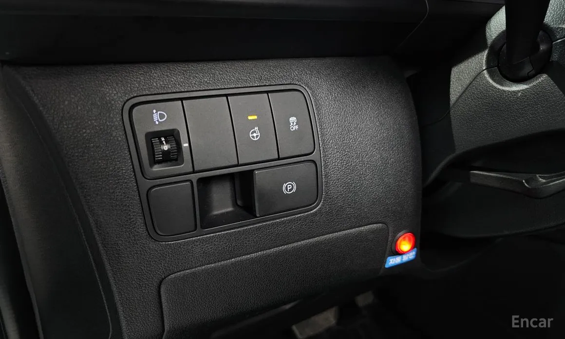 Фото 18 - Hyundai Staria