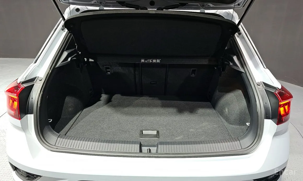 Фото 20 - Volkswagen T-Roc