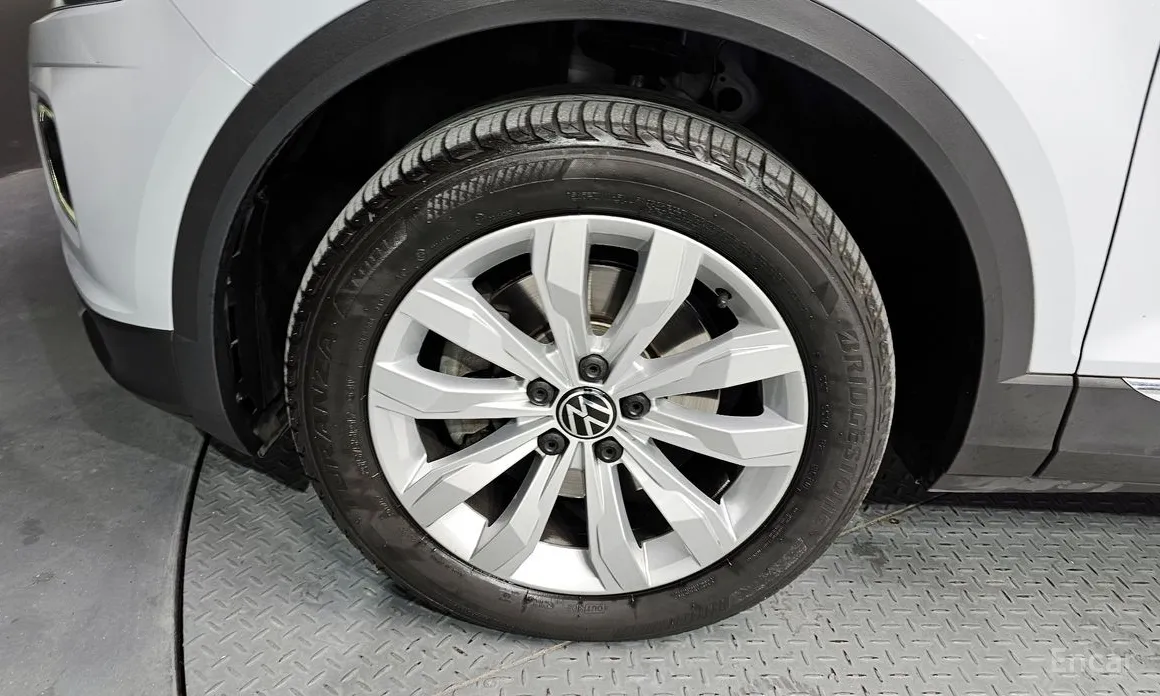 Фото 5 - Volkswagen T-Roc