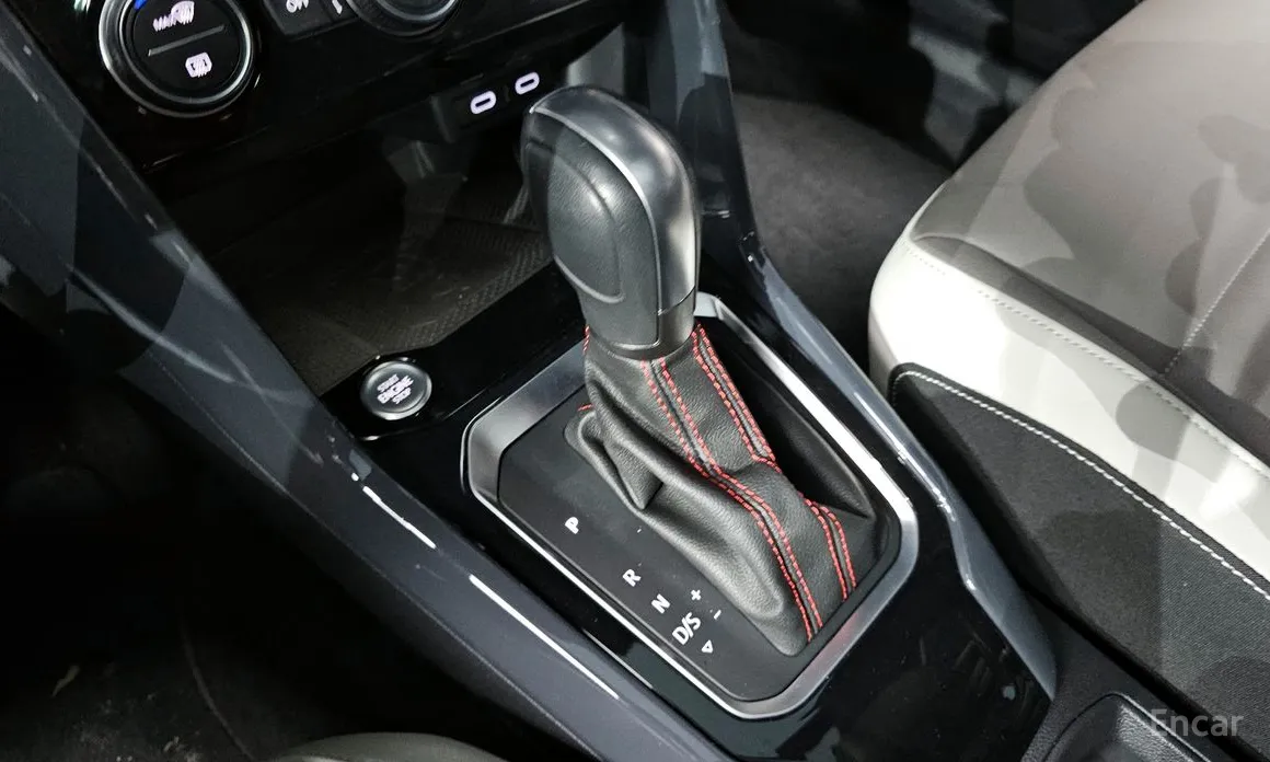 Фото 9 - Volkswagen T-Roc