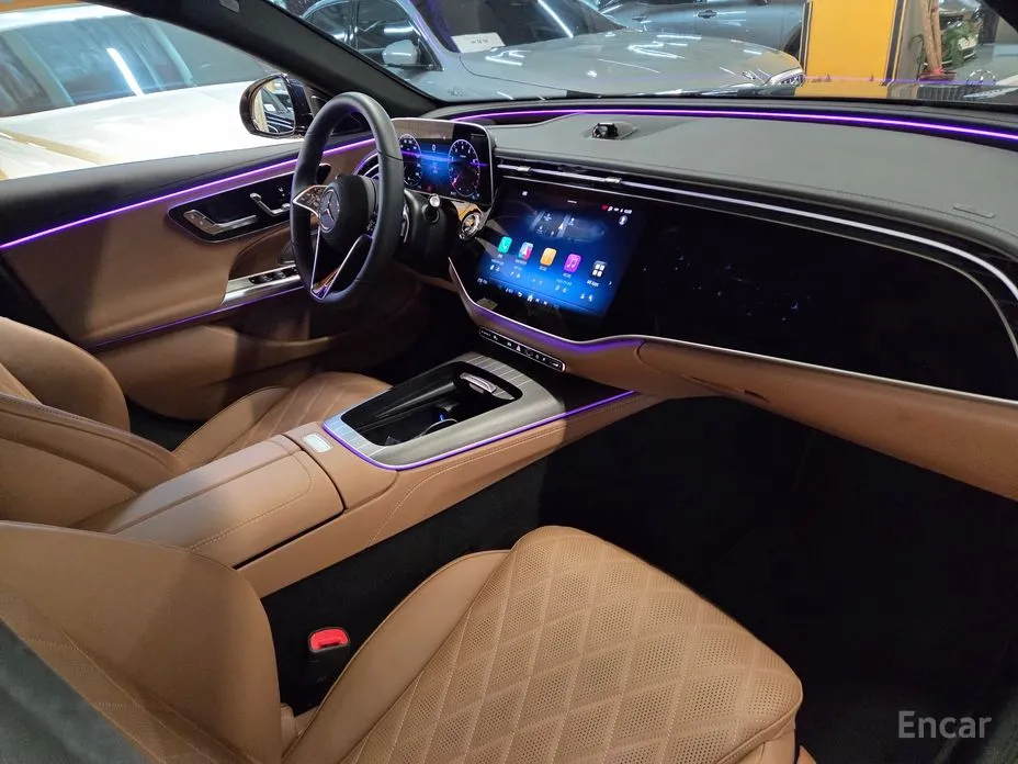 Фото 5 - Mercedes-Benz E-Class