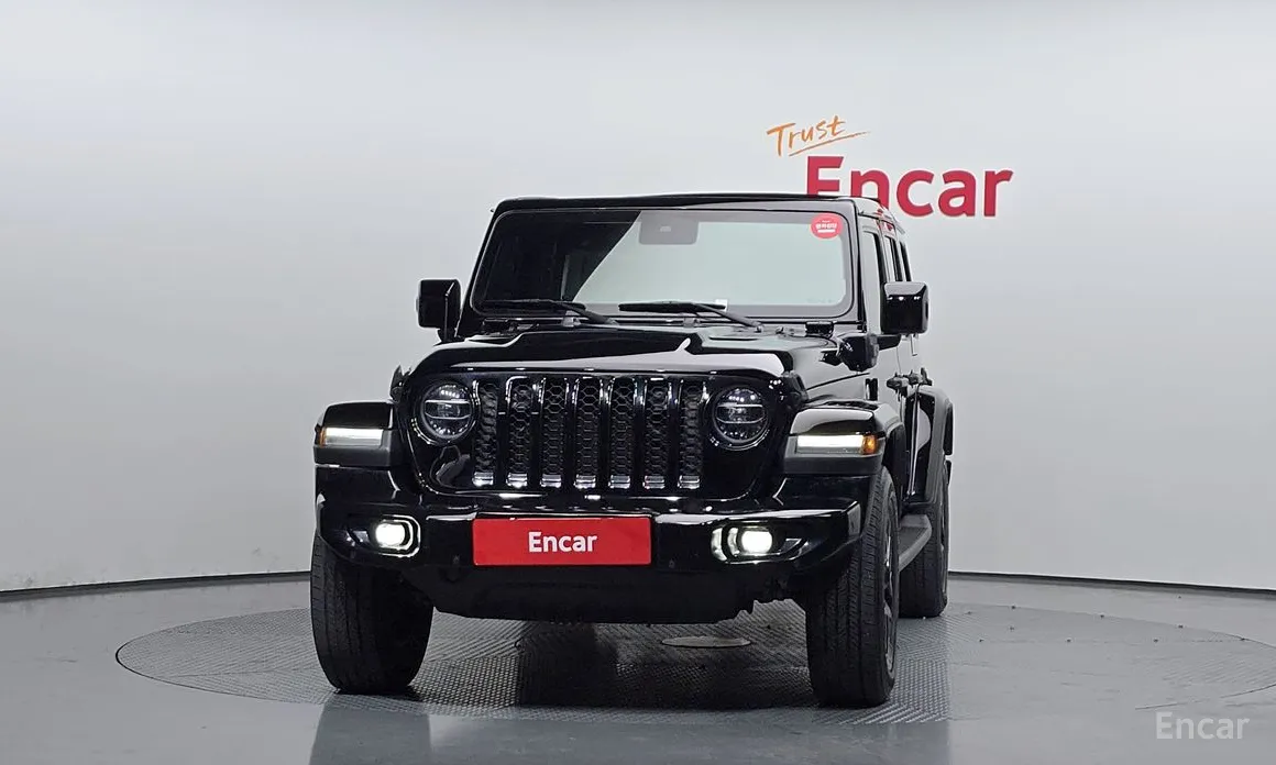 Фото 3 - Jeep Wrangler