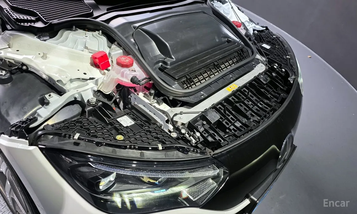 Фото 6 - Mercedes-Benz EQE