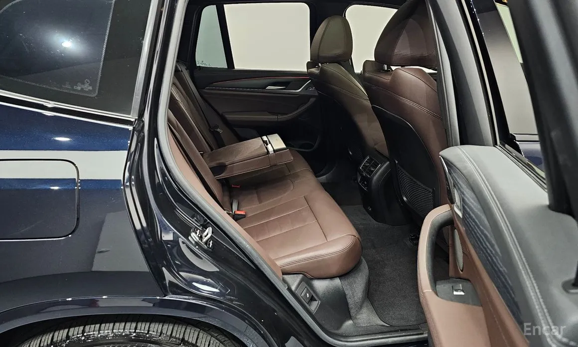 Фото 12 - BMW iX3