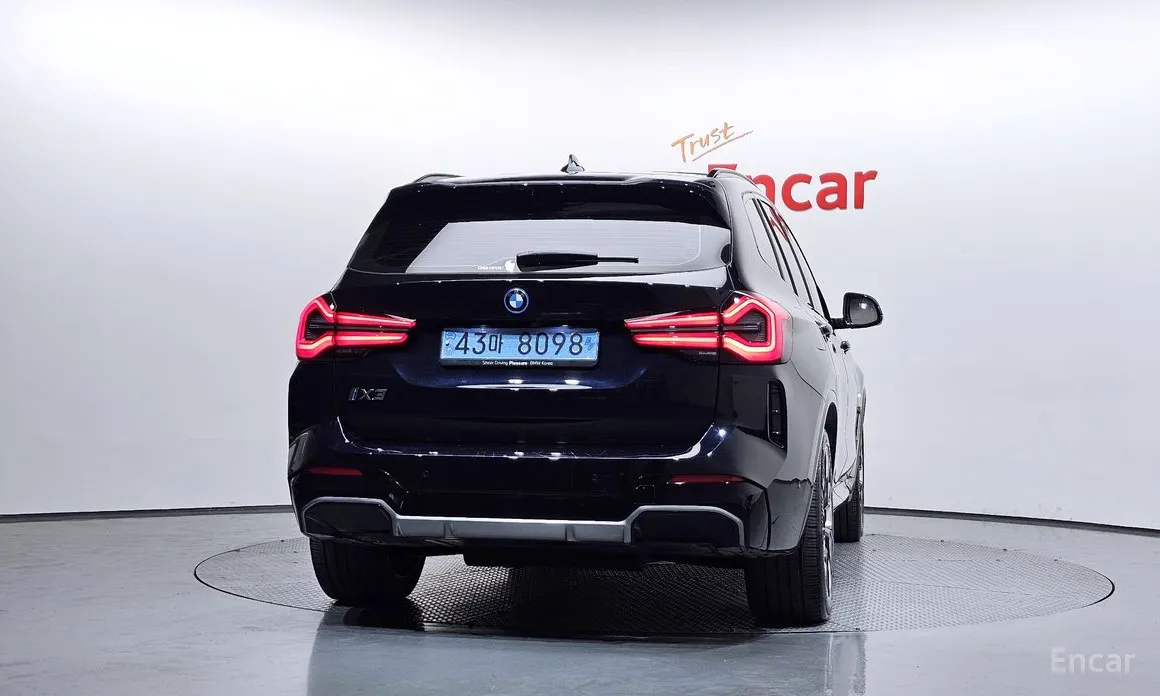 Фото 4 - BMW iX3