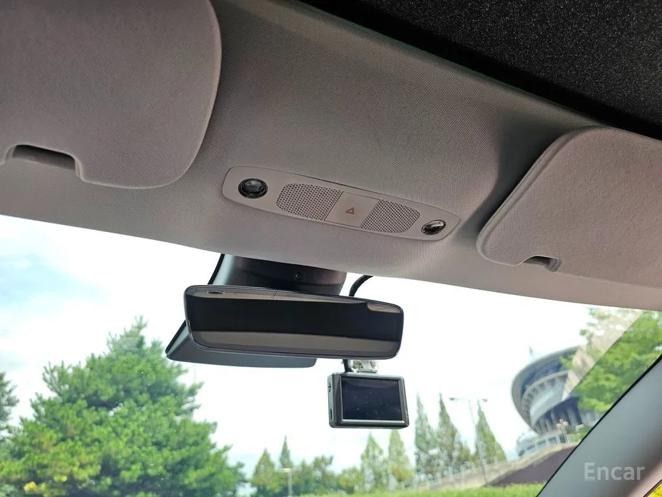 Фото 15 - Tesla Model 3