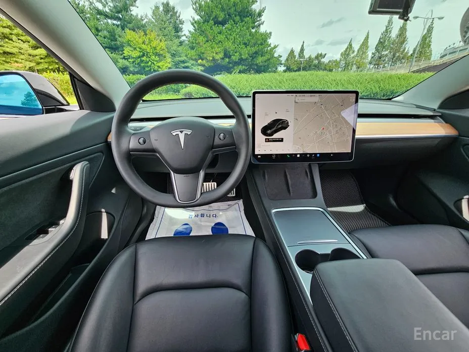 Фото 8 - Tesla Model 3