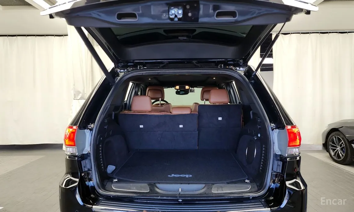 Фото 20 - Jeep Cherokee