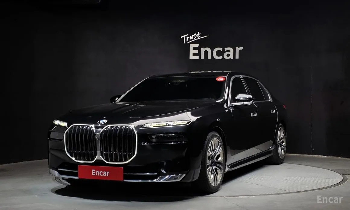 Фото 1 - BMW 7 Series