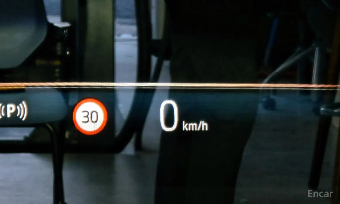 Фото 19 - BMW 7 Series