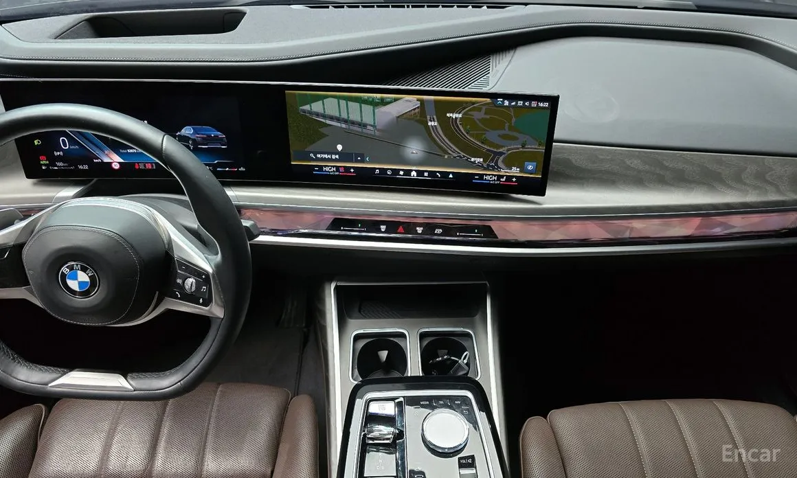 Фото 7 - BMW 7 Series