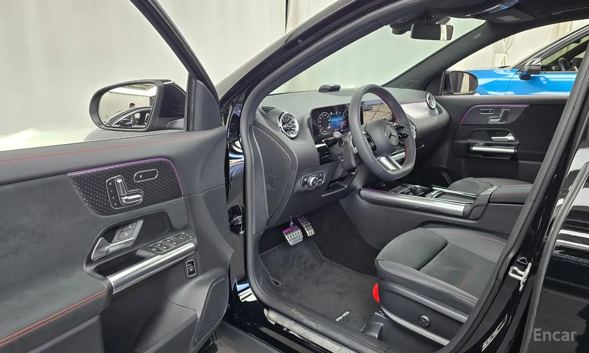 Фото 10 - Mercedes-Benz GLA-Class