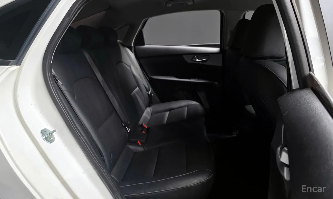 Фото 12 - Kia K3