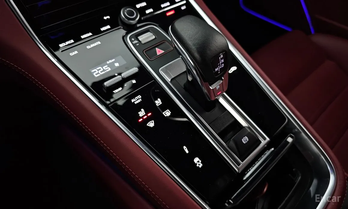 Фото 9 - Porsche Panamera