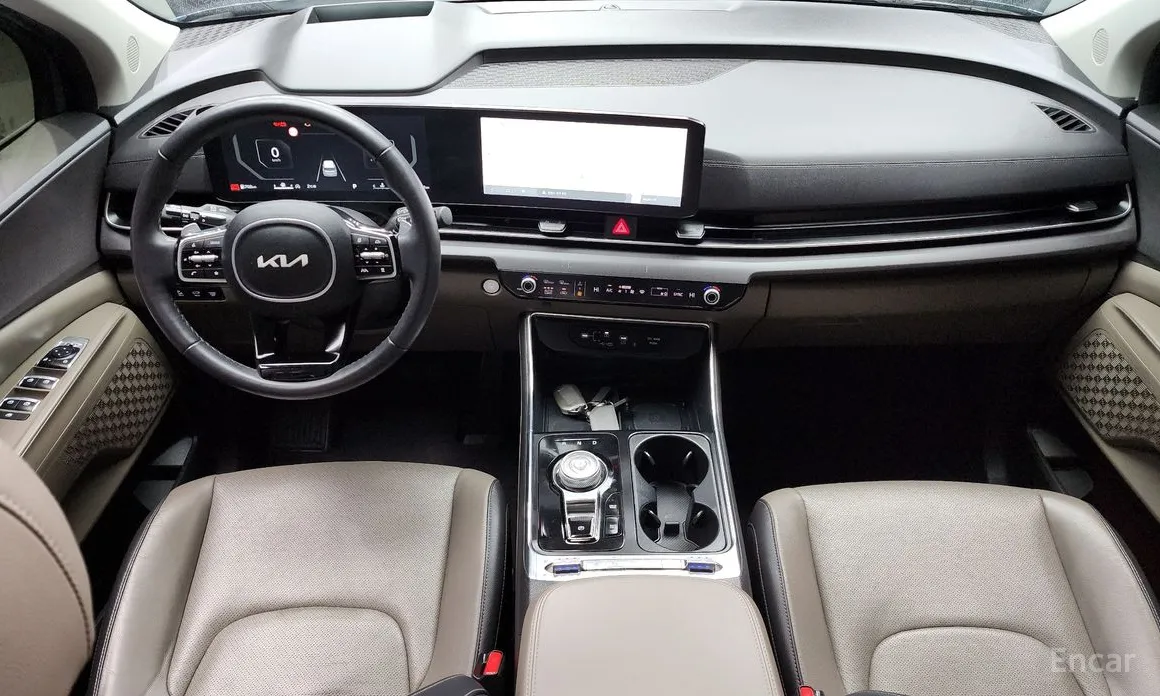 Kia Carnival 2023 7-Seater Noblesse